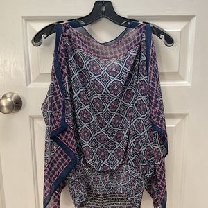 NWT Max Studio Banded Bottom Top